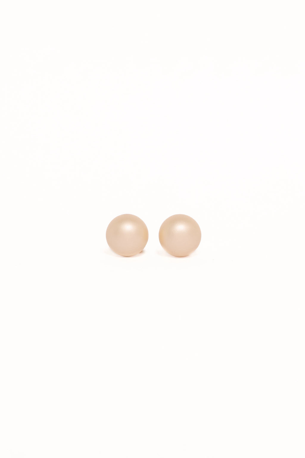 Adalee Stud Earrings - Pearl