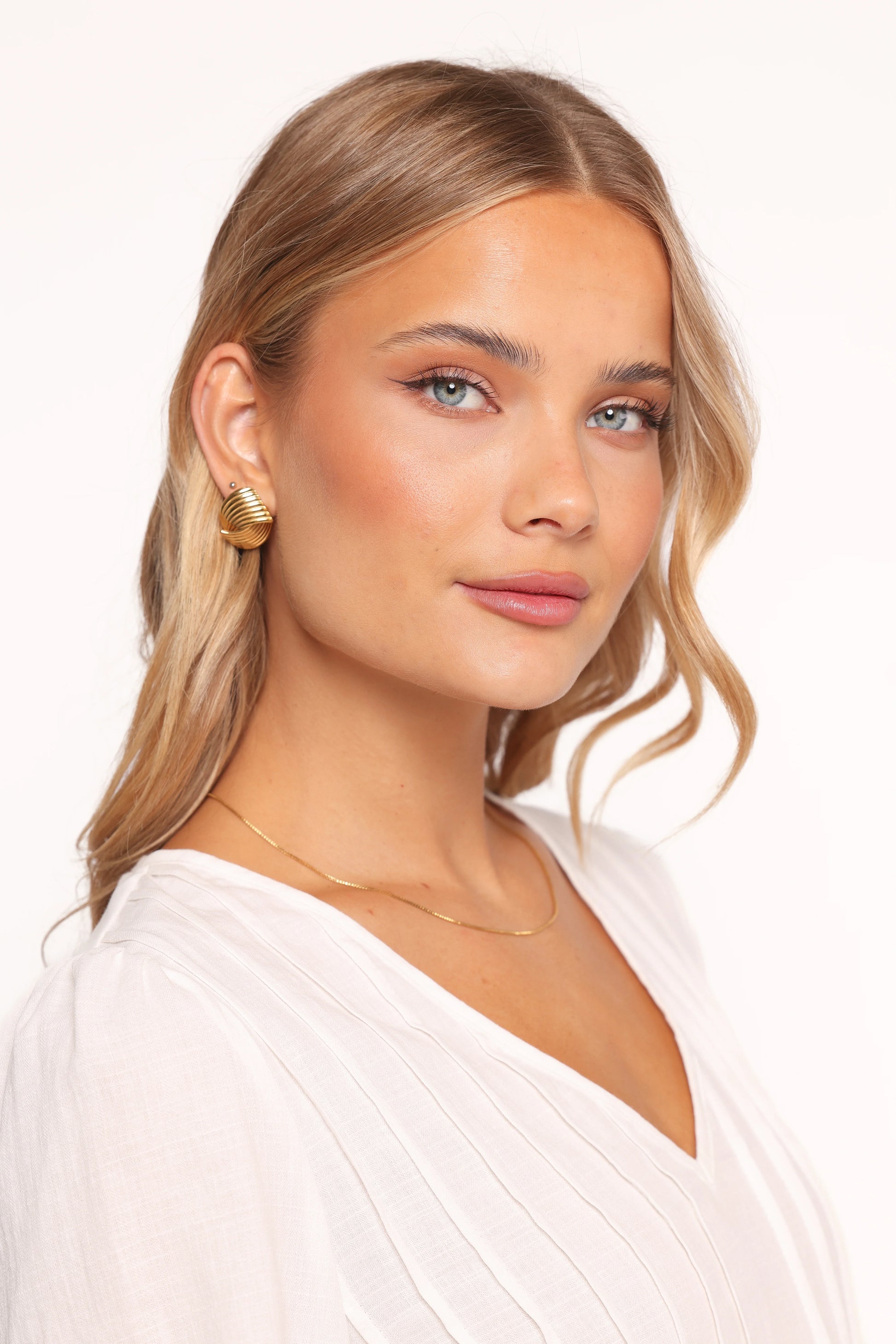 Sinclair Earrings - Gold