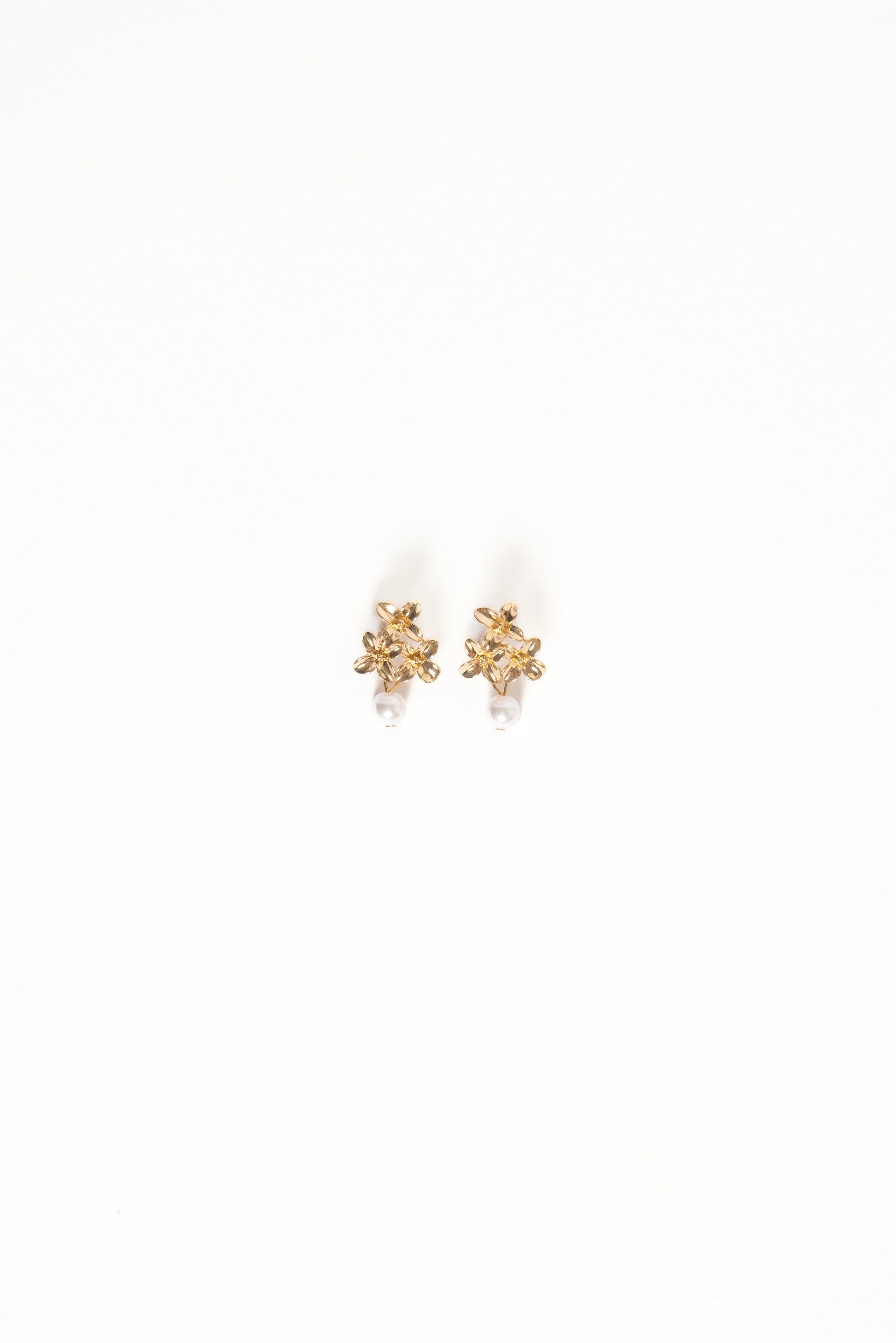 Amani Earrings - Gold/Pearl
