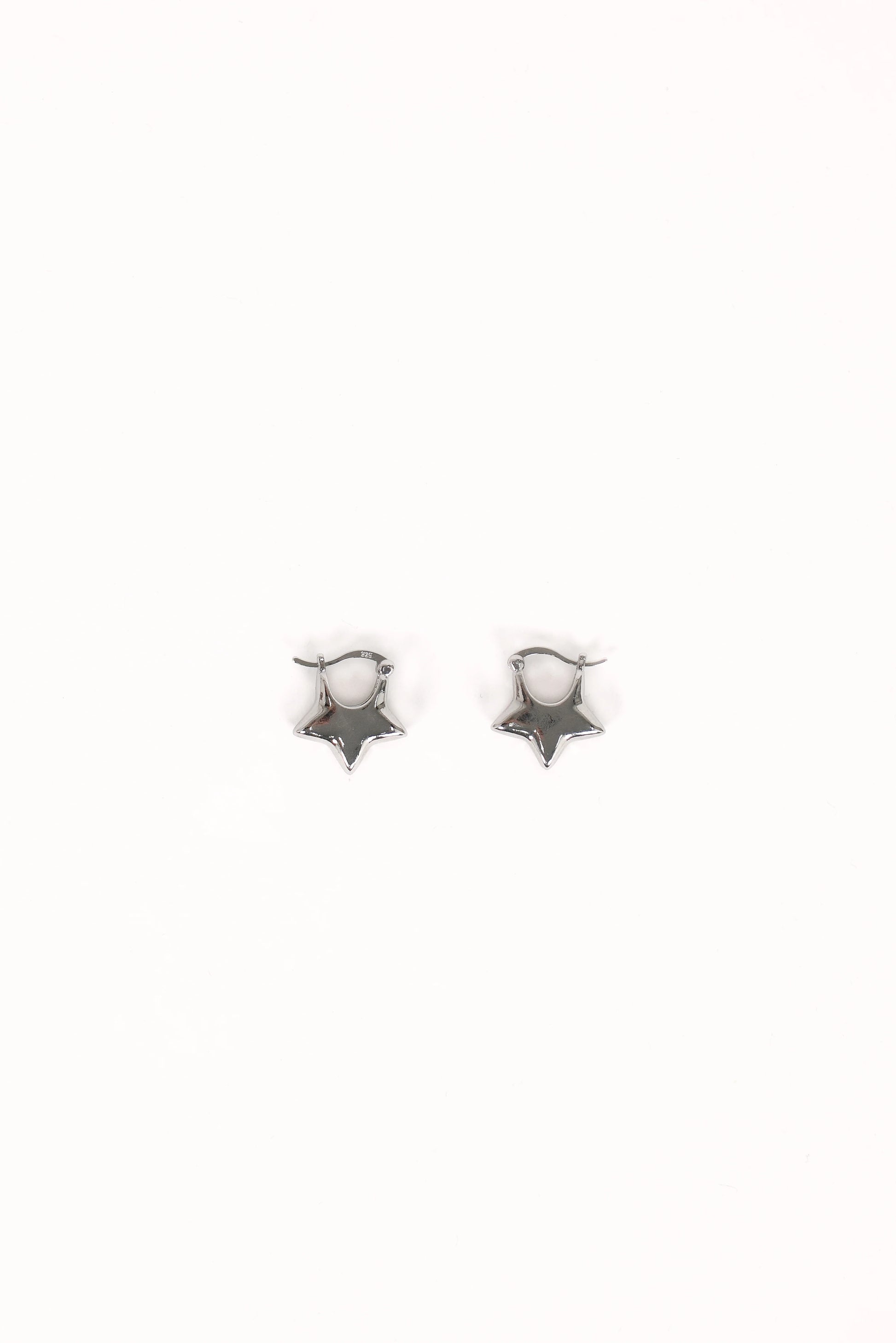 Scarlet Star Earrings - Silver