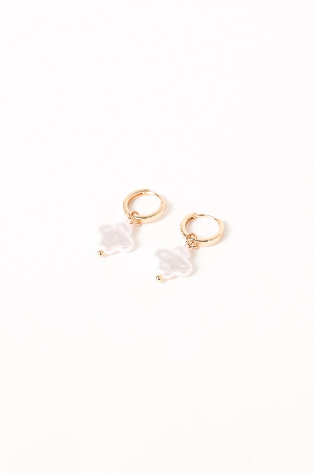 Kieran Earrings - Gold/Pearl